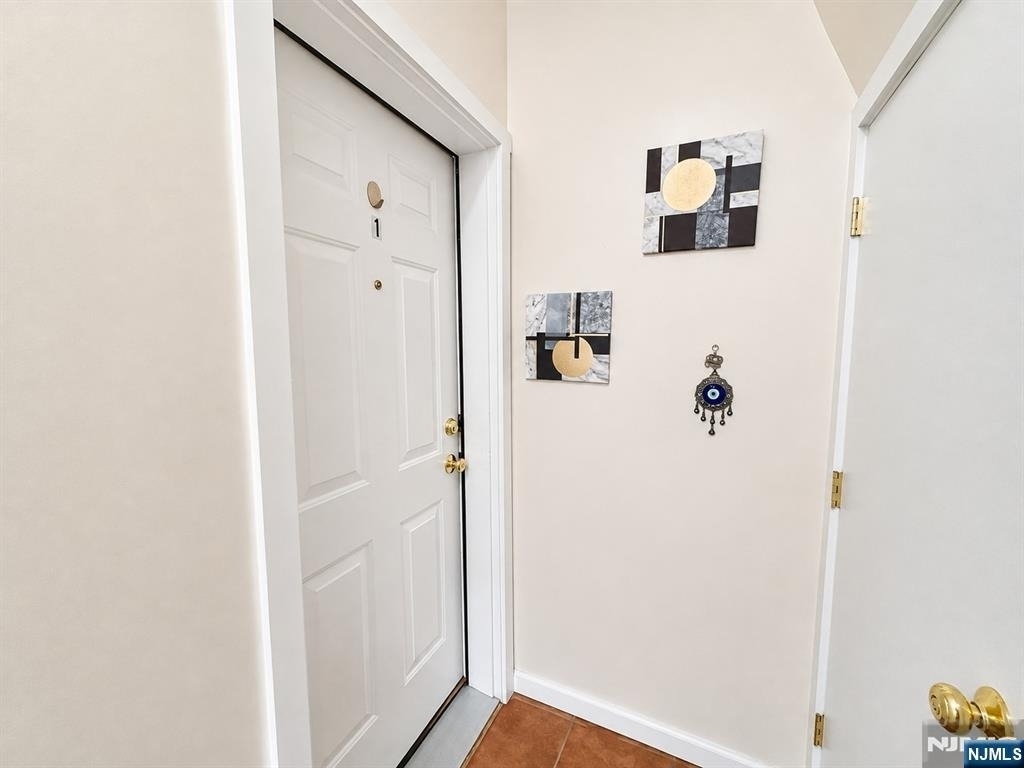 92 Bloomfield - Photo 2
