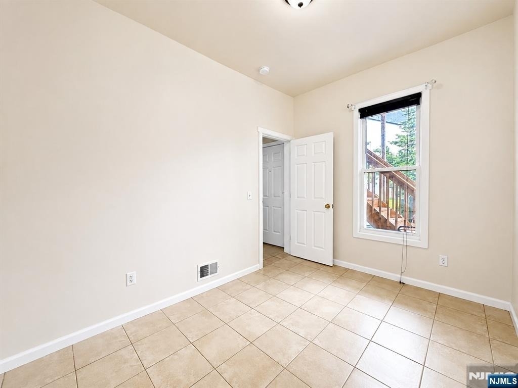 92 Bloomfield - Photo 20