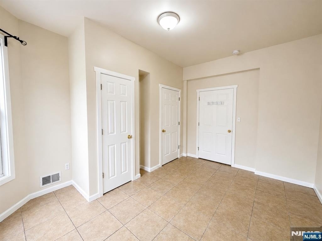 92 Bloomfield - Photo 9