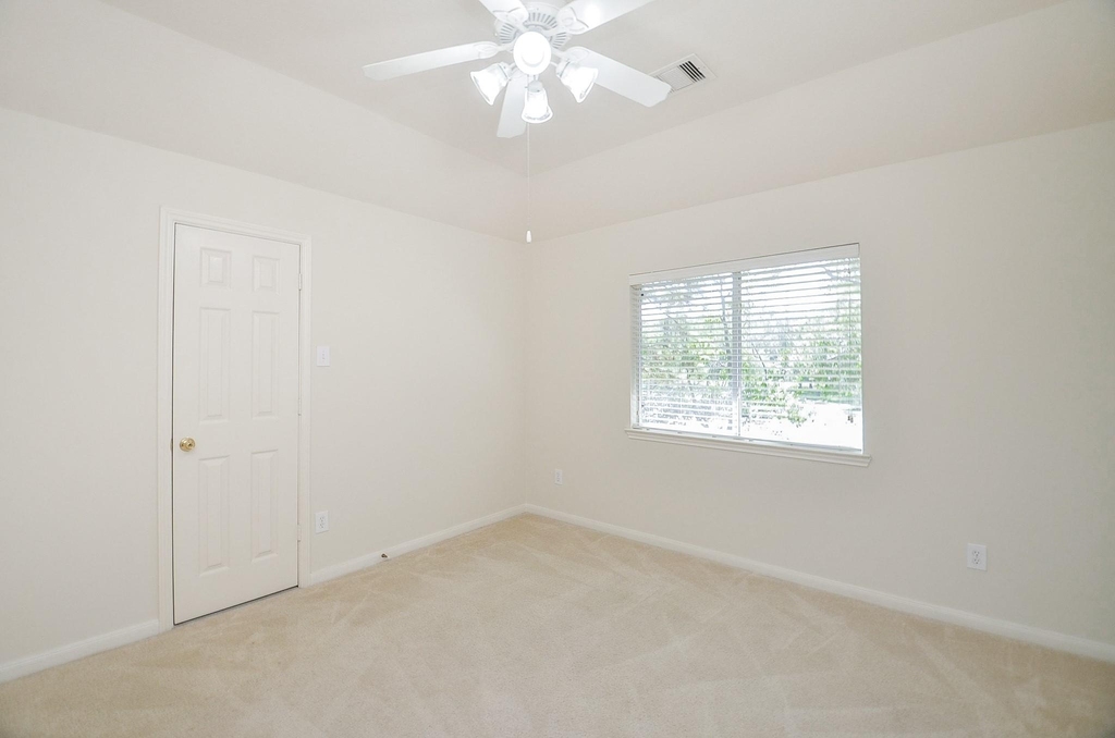 4746 Autumn Orchard Lane - Photo 32