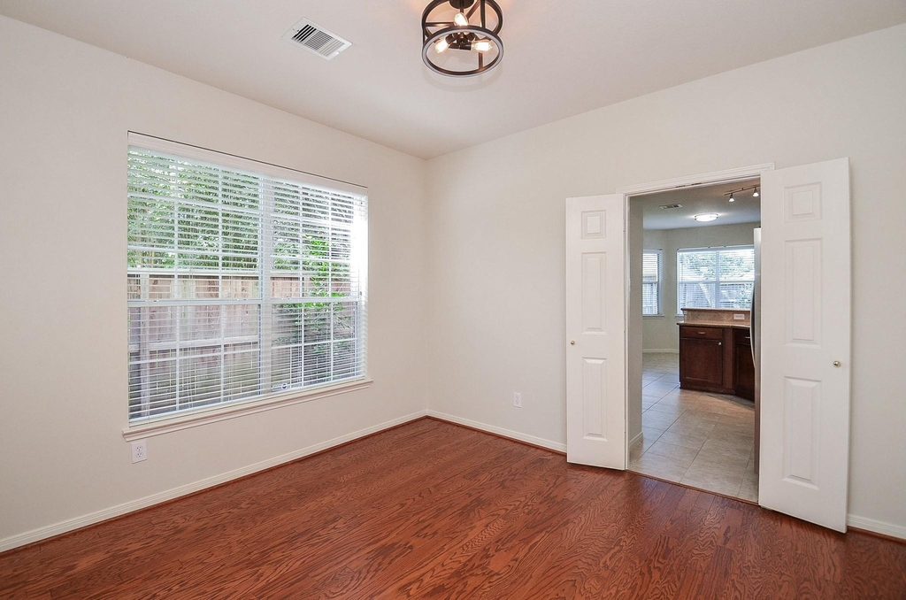 4746 Autumn Orchard Lane - Photo 11