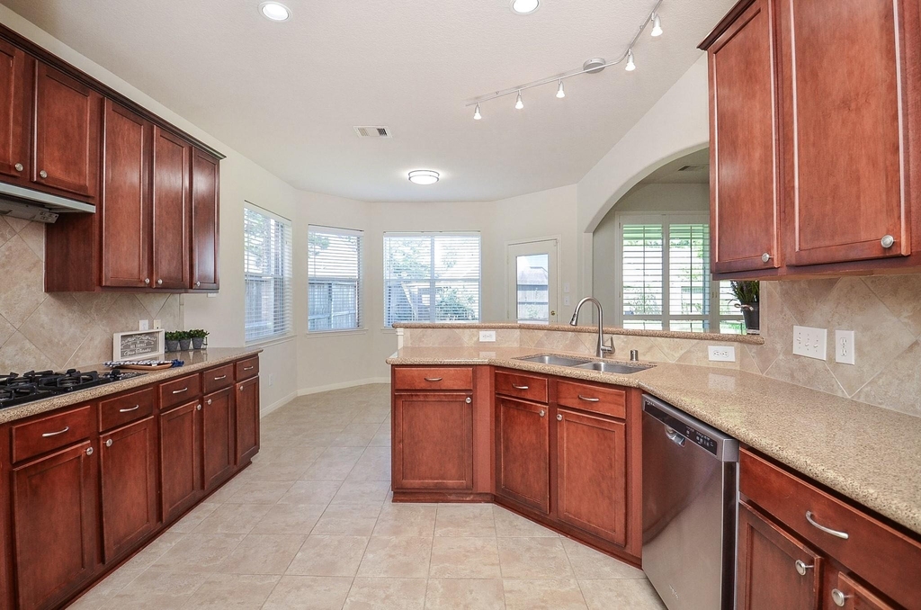 4746 Autumn Orchard Lane - Photo 15