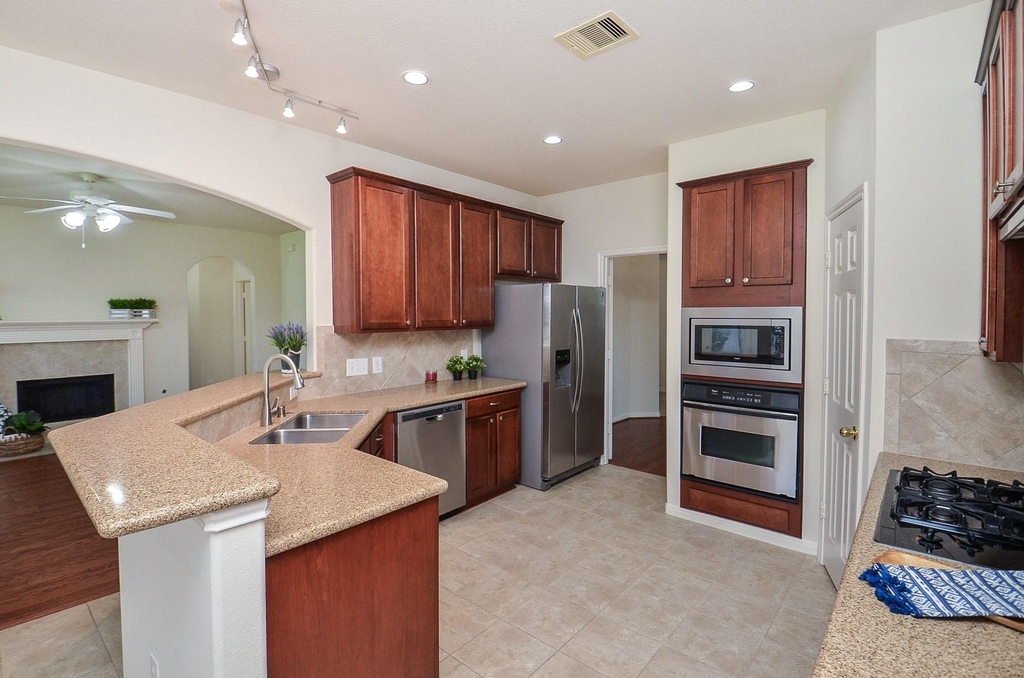 4746 Autumn Orchard Lane - Photo 14