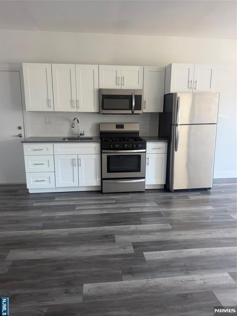 104 Park - Photo 2