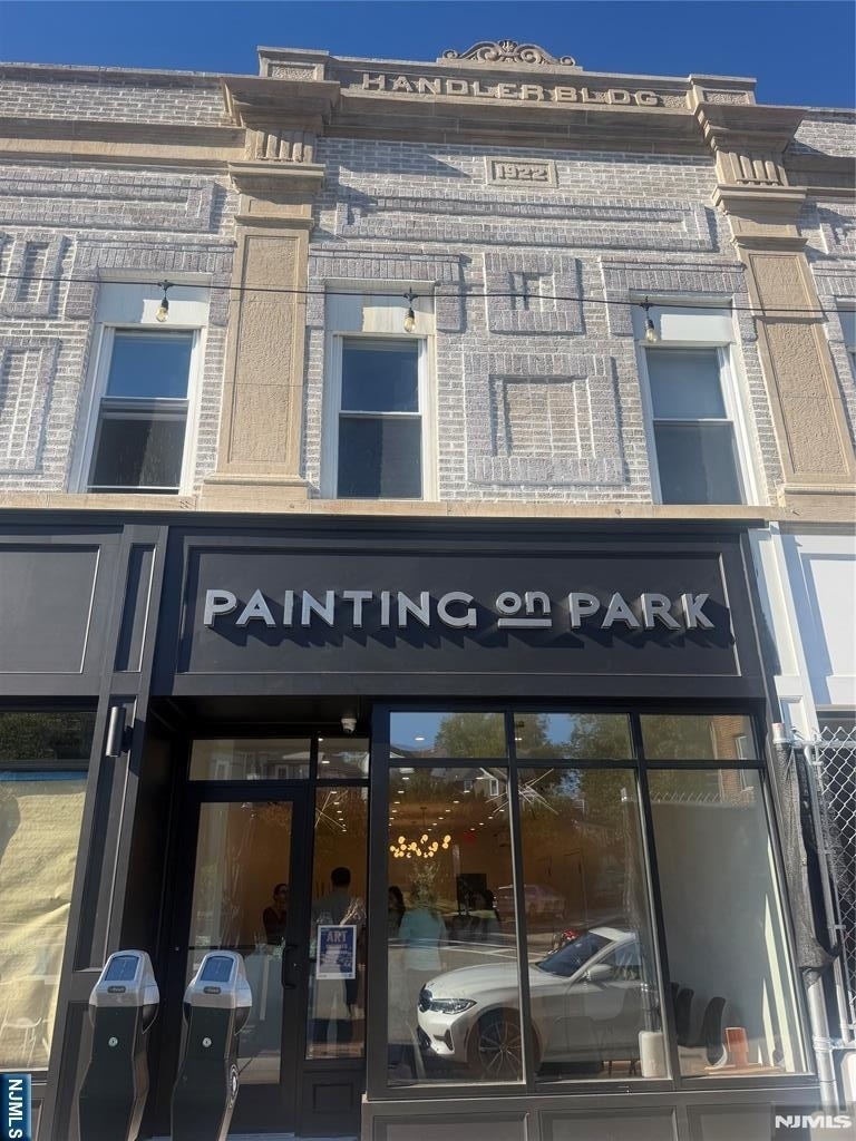 104 Park - Photo 0