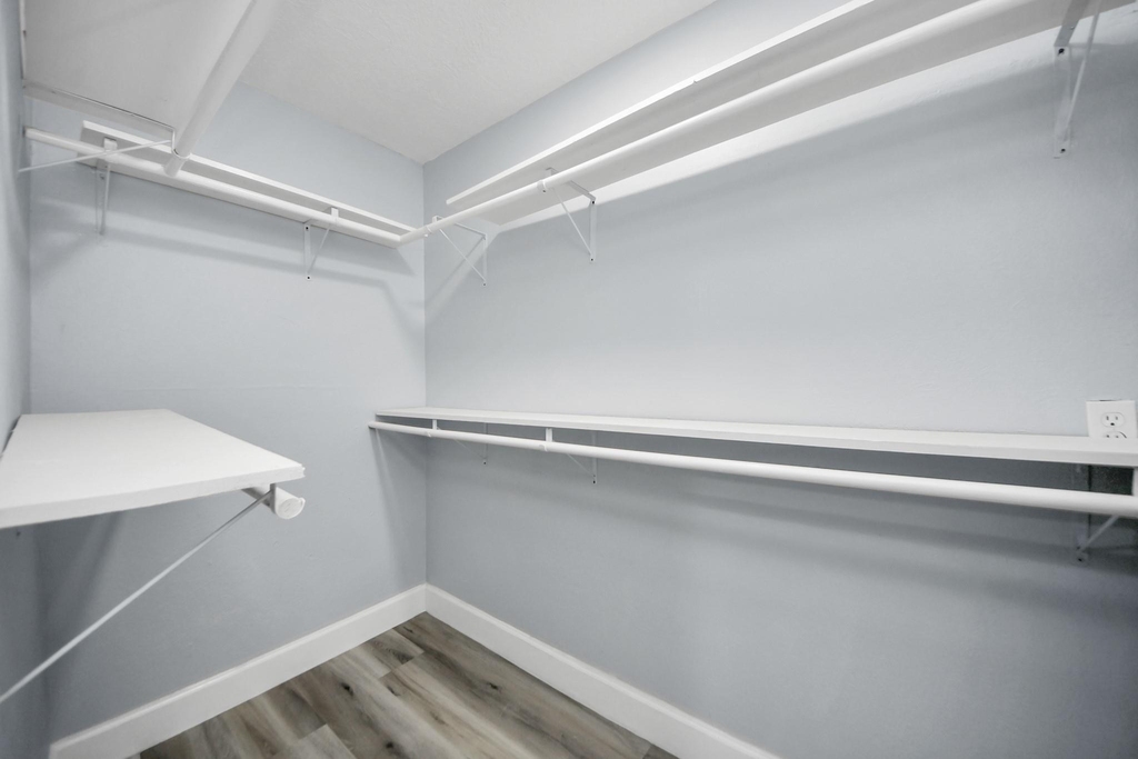 9406 Vickijohn Drive - Photo 38