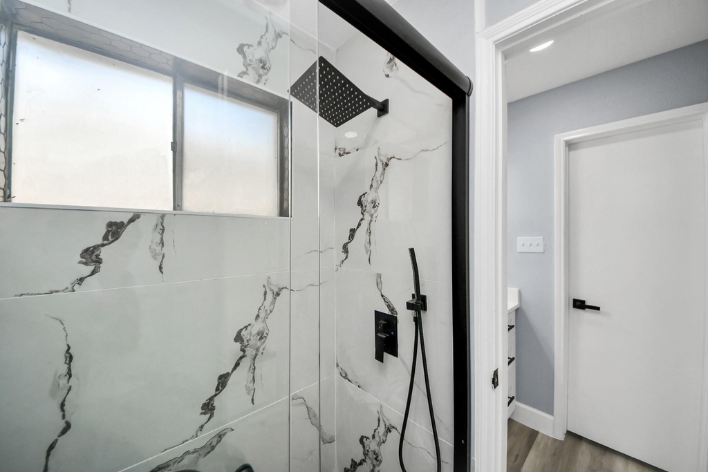 9406 Vickijohn Drive - Photo 45