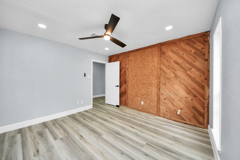 9406 Vickijohn Drive - Photo 26