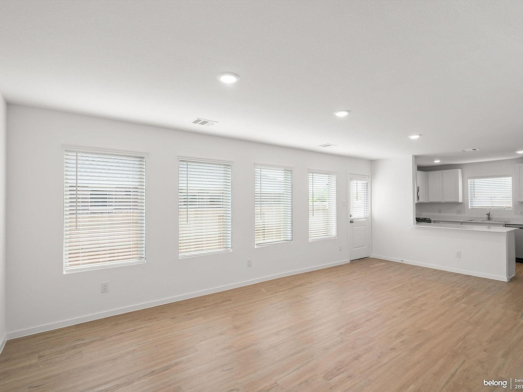 3167 Savannah Rose Drive - Photo 3