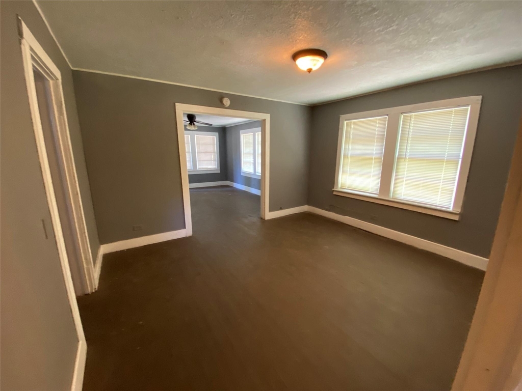 104 5th Street - Photo 5