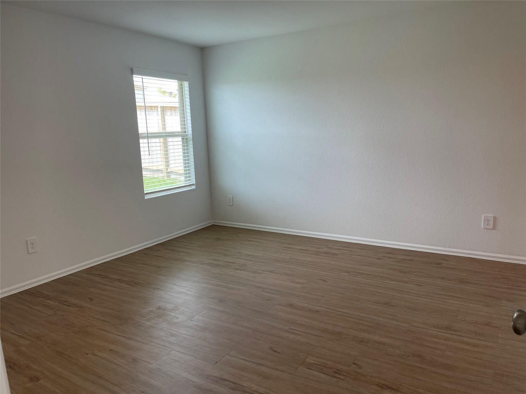 440 Jewett Meadow Drive - Photo 5