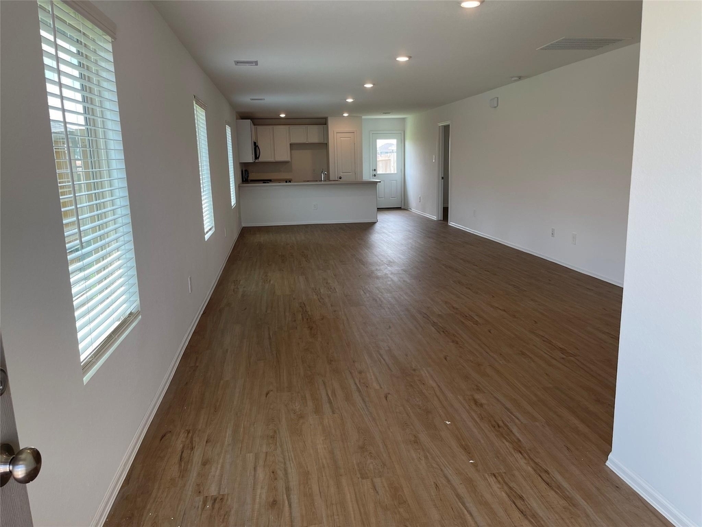 440 Jewett Meadow Drive - Photo 3