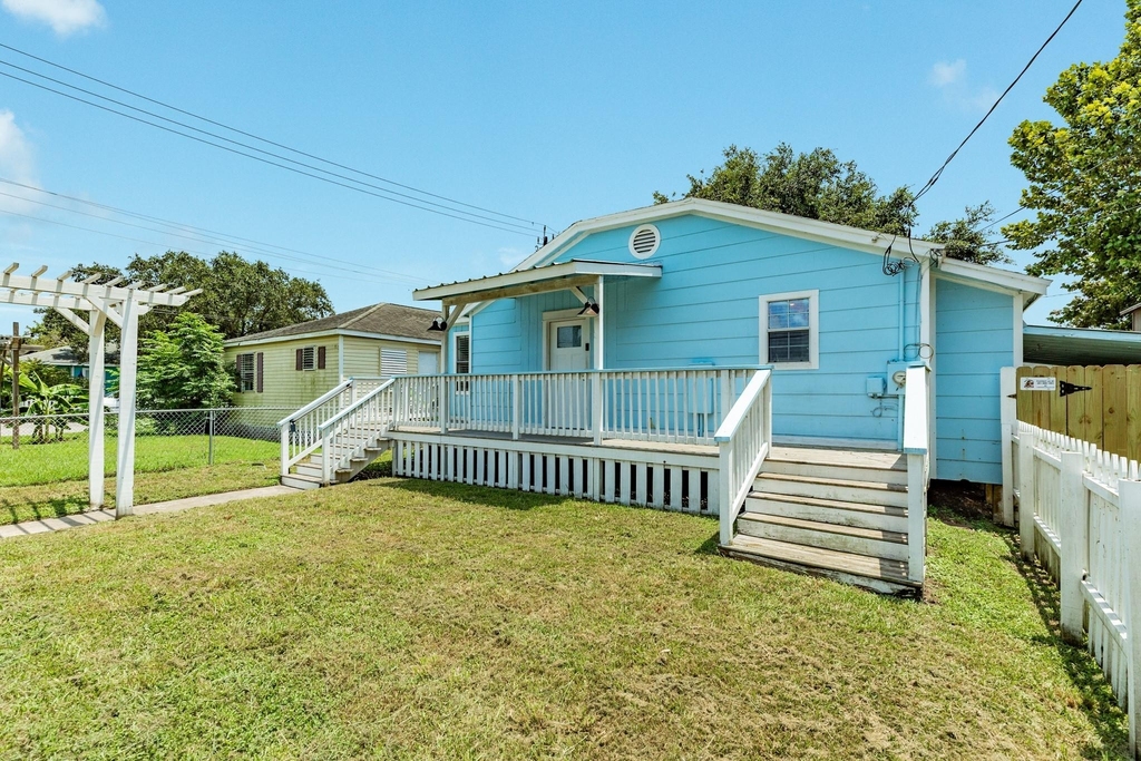 5507 Menard Avenue - Photo 3