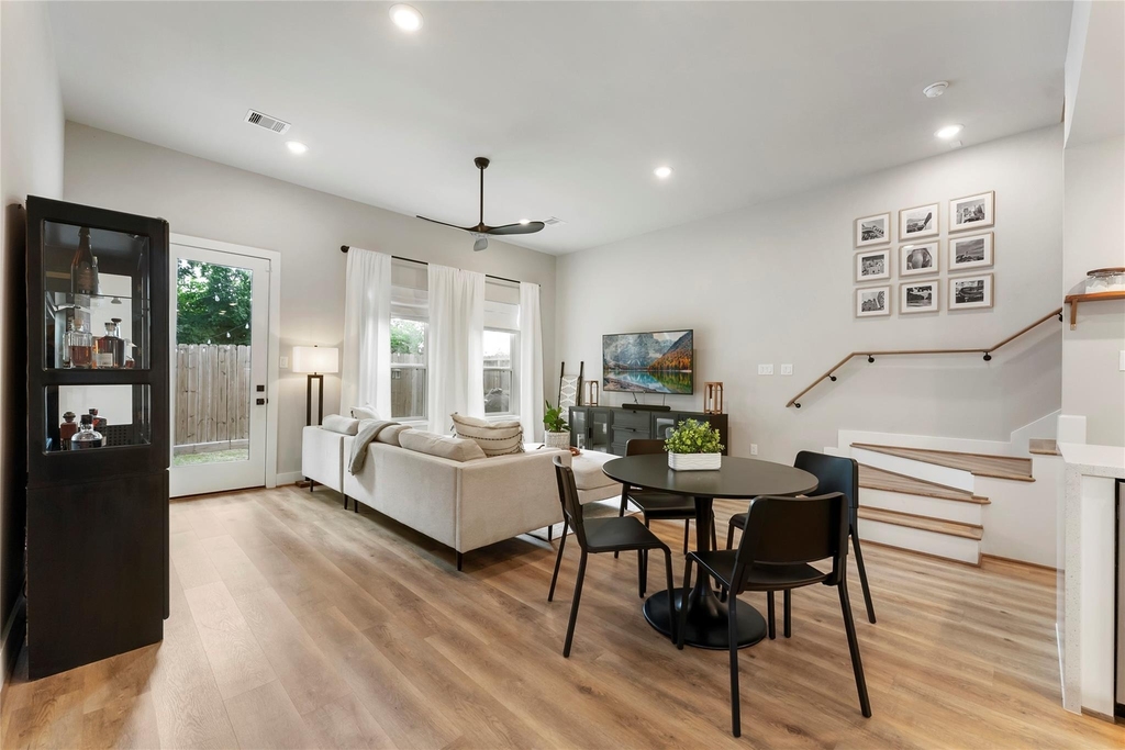 5828 Francis Oak Place - Photo 7