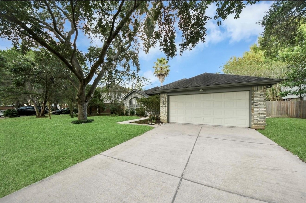 223 W New Meadows Drive - Photo 3