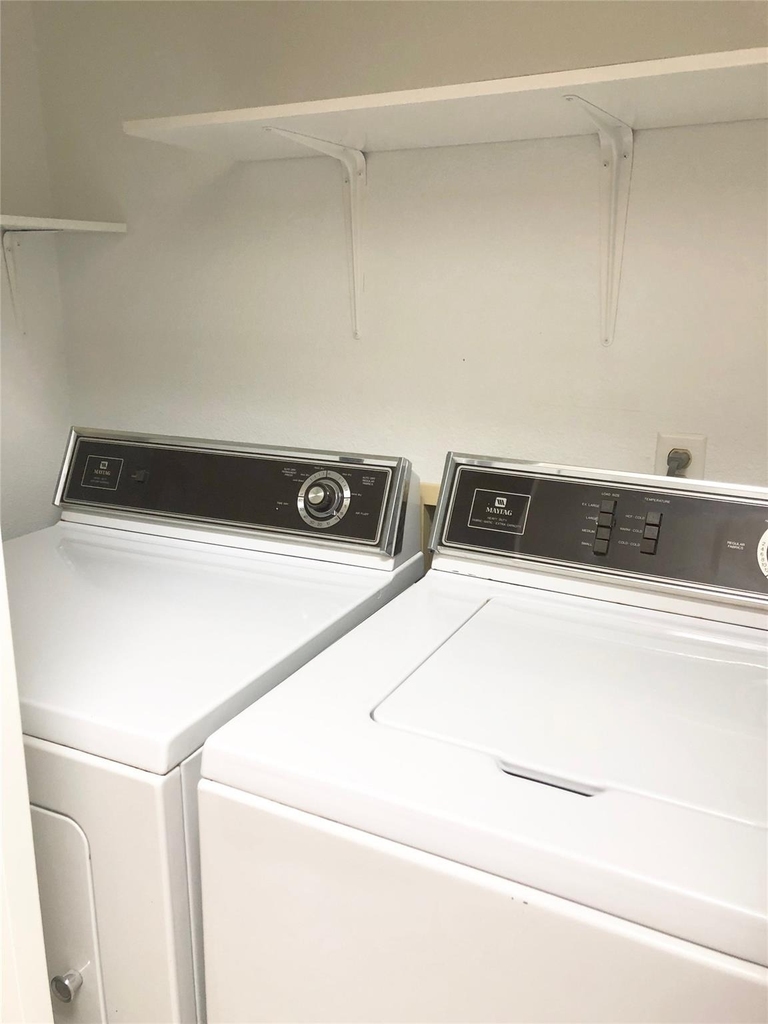 7781 Cambridge Street - Photo 16