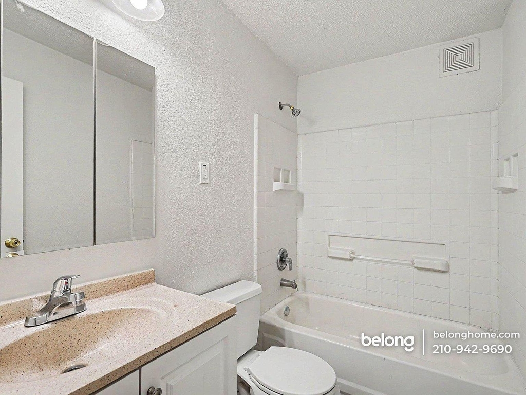 522 Altitude Drive - Photo 1