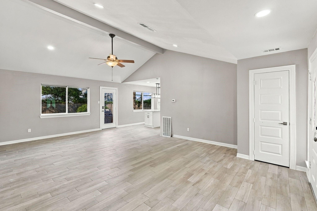 1704 S 1st Street - Photo 6