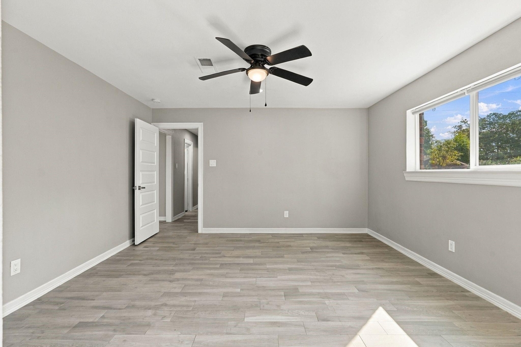 1704 S 1st Street - Photo 16