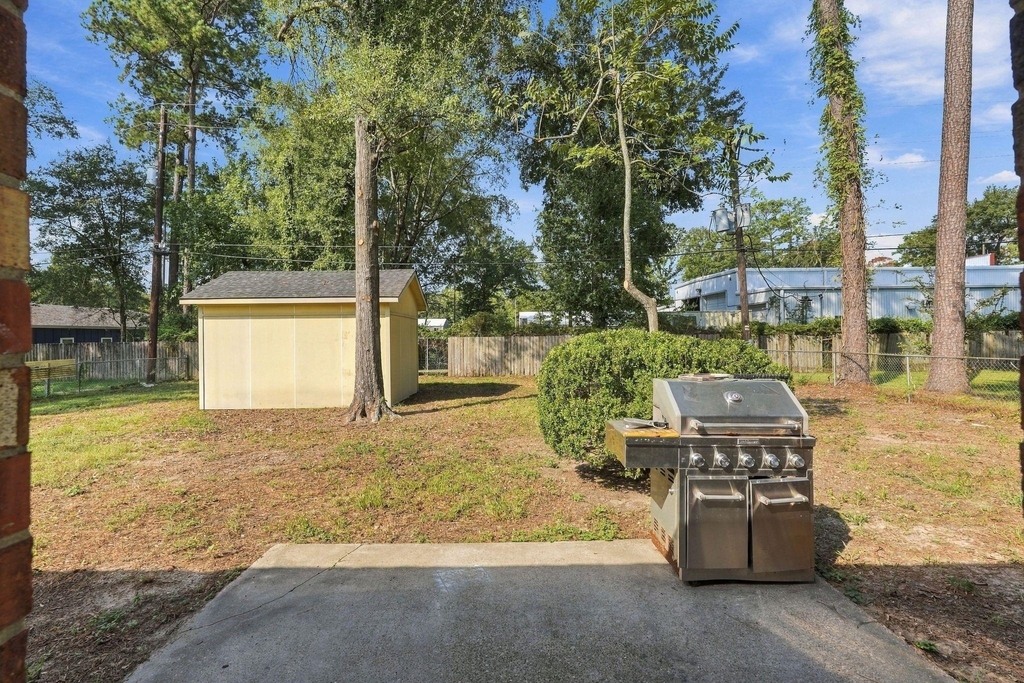 1704 S 1st Street - Photo 27