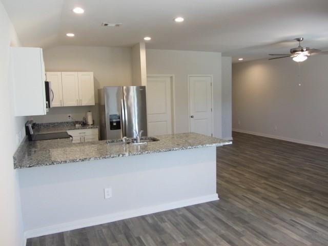 303 Crown Point Drive - Photo 3