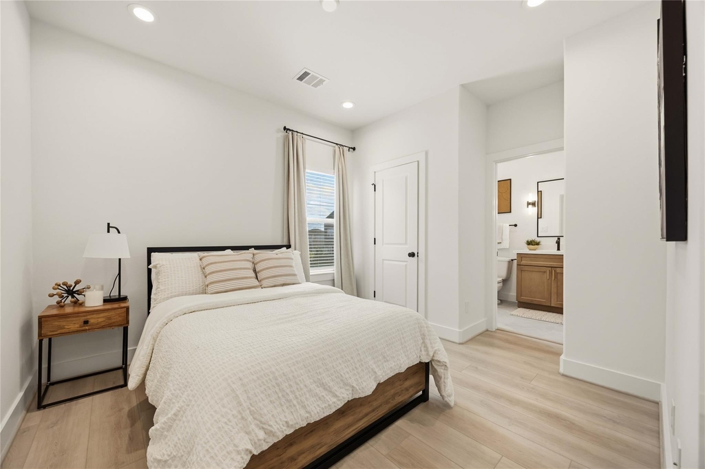 2530 Live Oak Street - Photo 17