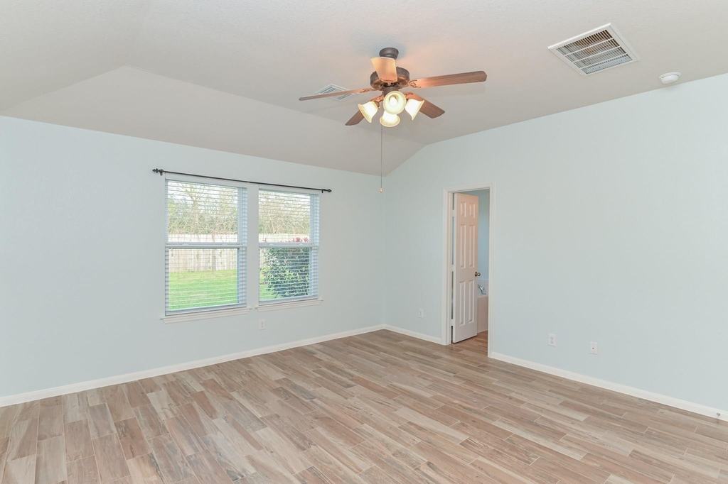 4022 Mt Everest Way - Photo 29