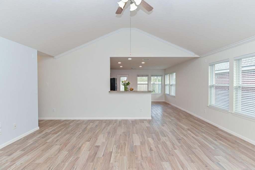 4022 Mt Everest Way - Photo 16