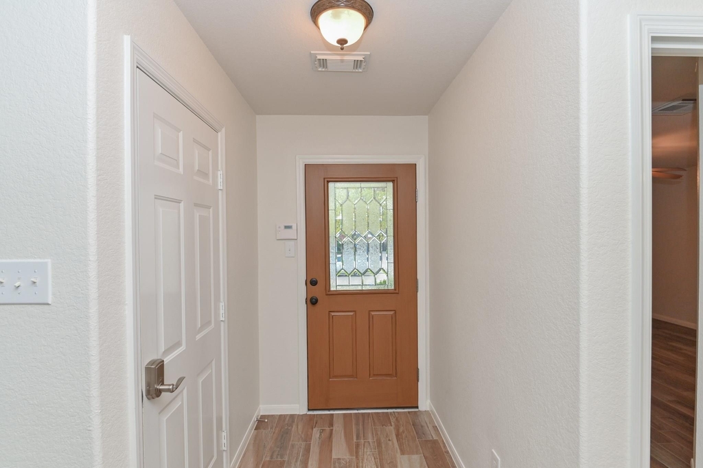 4022 Mt Everest Way - Photo 5