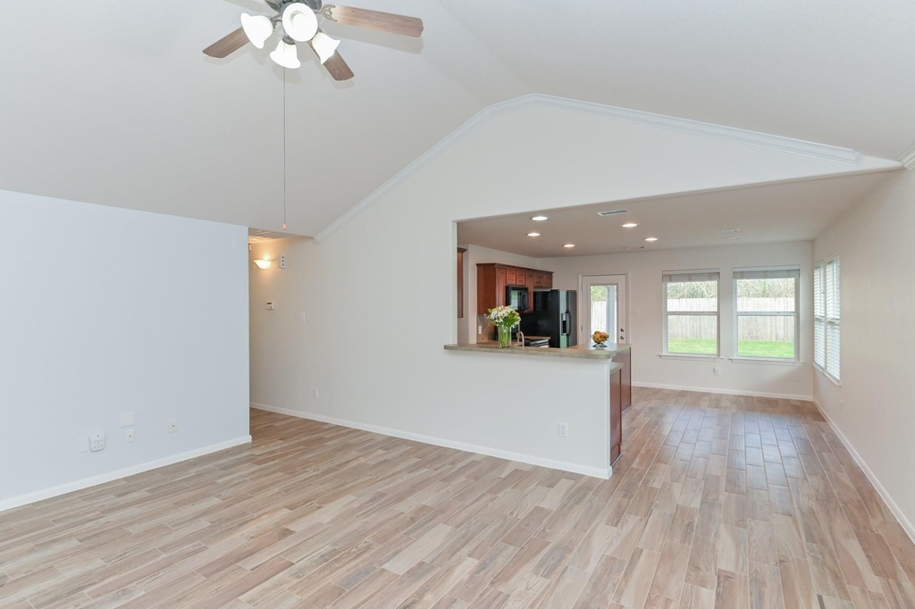 4022 Mt Everest Way - Photo 17