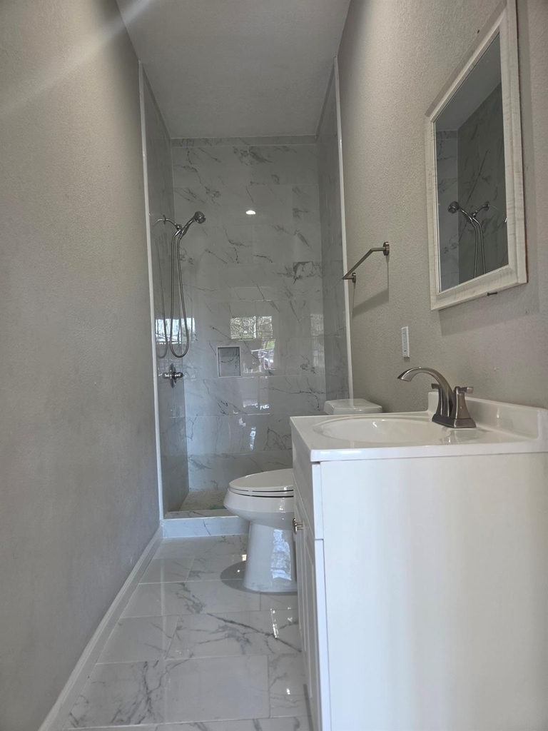 512 Hill Road - Photo 10