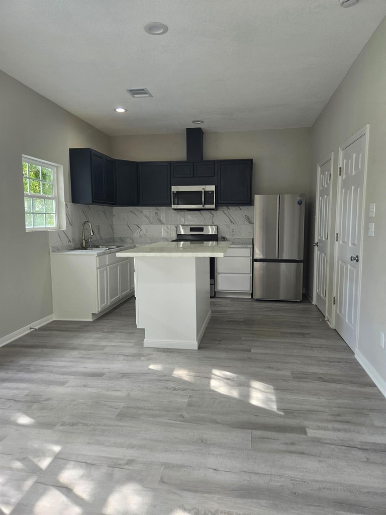 512 Hill Road - Photo 8