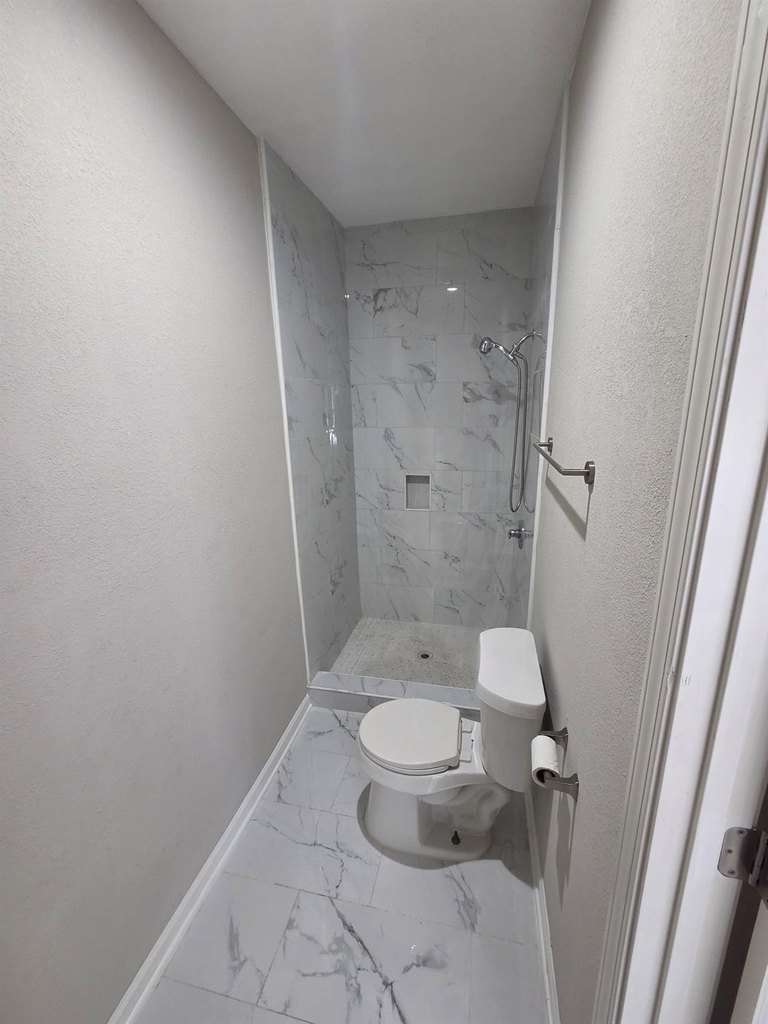 512 Hill Road - Photo 6