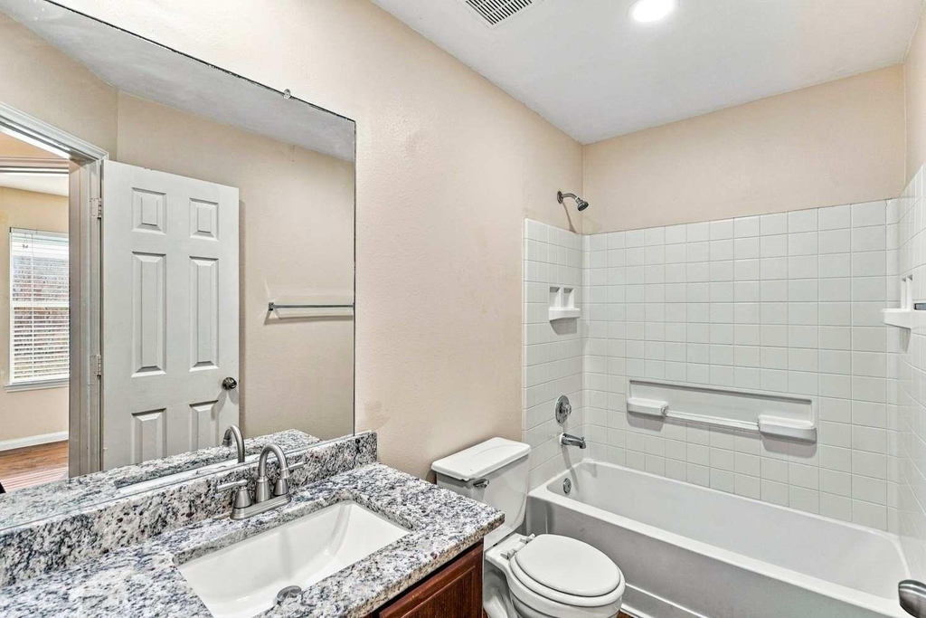 18810 N Lyford Drive - Photo 12