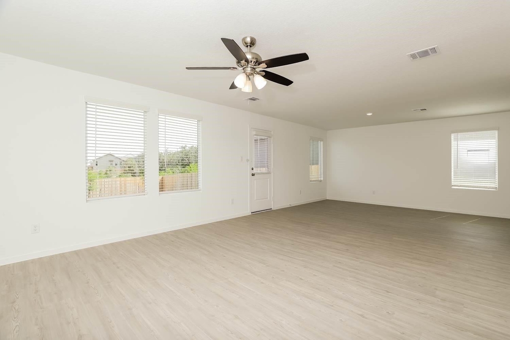 3334 Rodgers Hill - Photo 3