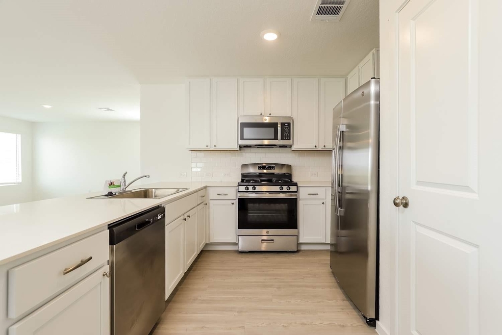 3334 Rodgers Hill - Photo 5