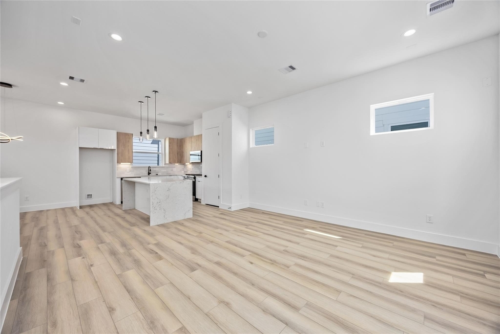 6737 Peerless Street - Photo 1