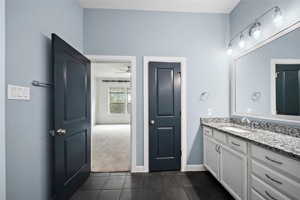 2414 Sandhill Crest Lane - Photo 14