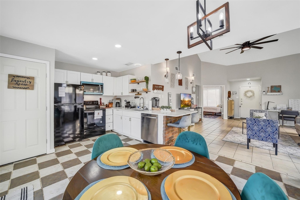 23819 Silversmith Lane - Photo 16