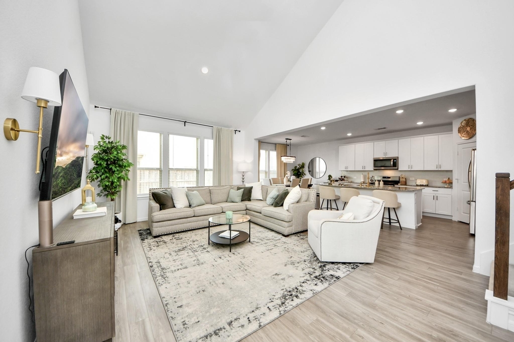 1055 Greenshank Drive - Photo 5