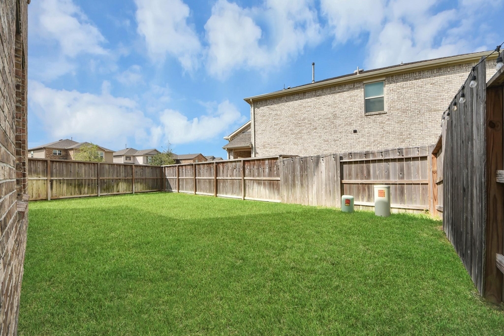 1055 Greenshank Drive - Photo 34