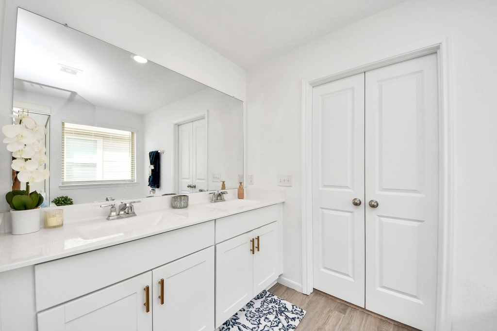 1055 Greenshank Drive - Photo 22