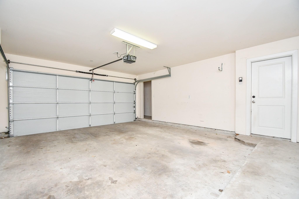 2422 Navigation Boulevard - Photo 29