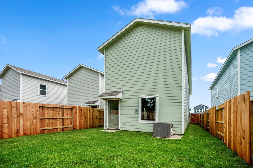21443 Carosella Dr - Photo 30