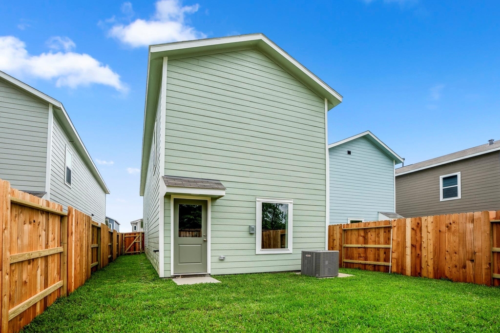 21443 Carosella Dr - Photo 29