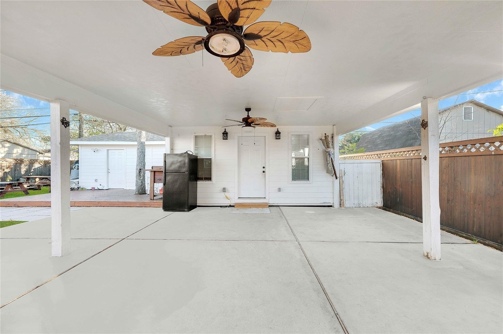 6014 Belarbor Street - Photo 17