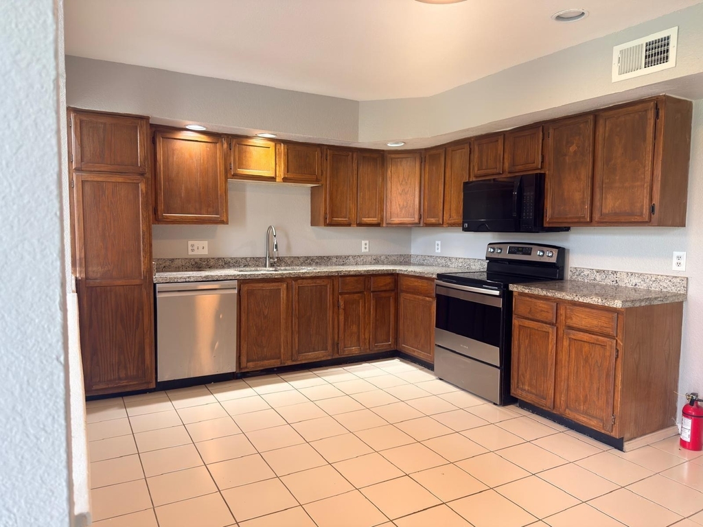 3004 Gilmar Drive - Photo 1