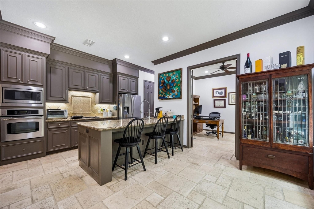 402 Roy Street - Photo 18