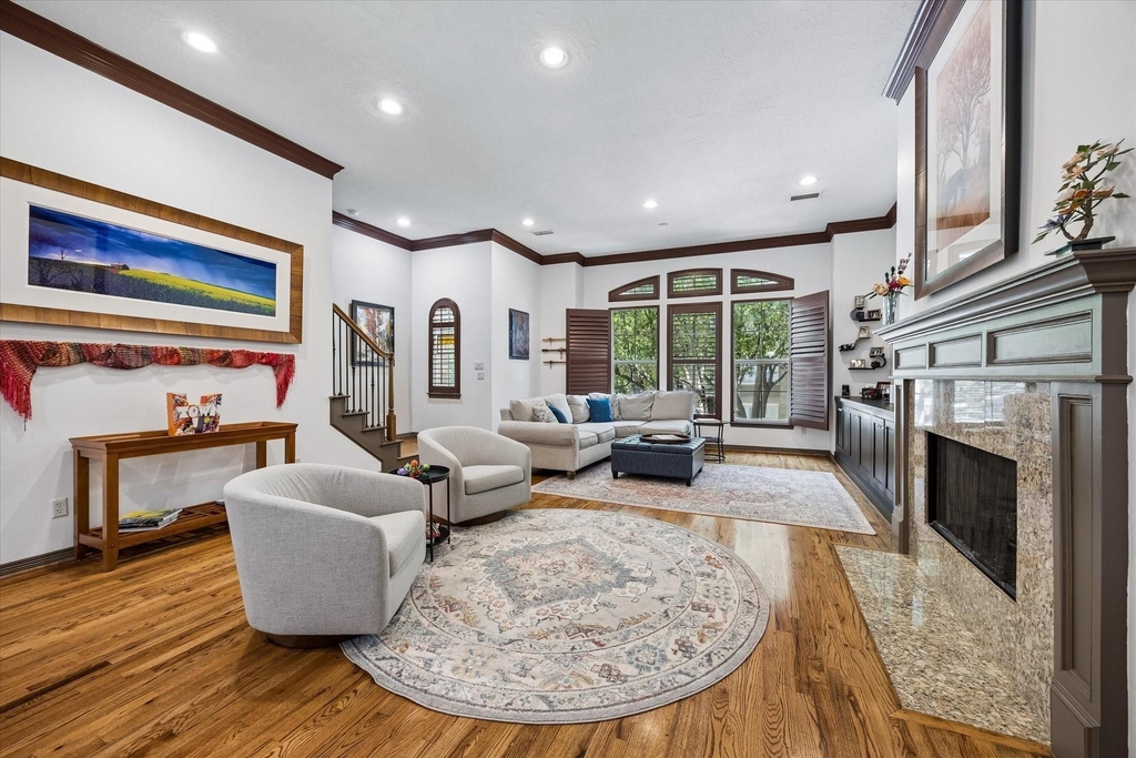 402 Roy Street - Photo 14