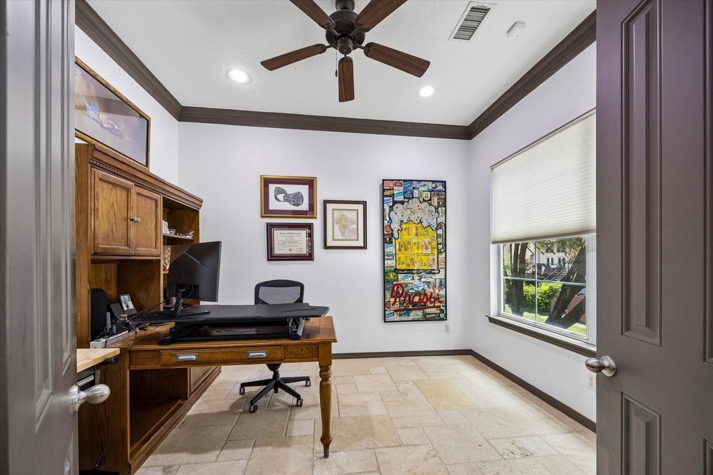402 Roy Street - Photo 23